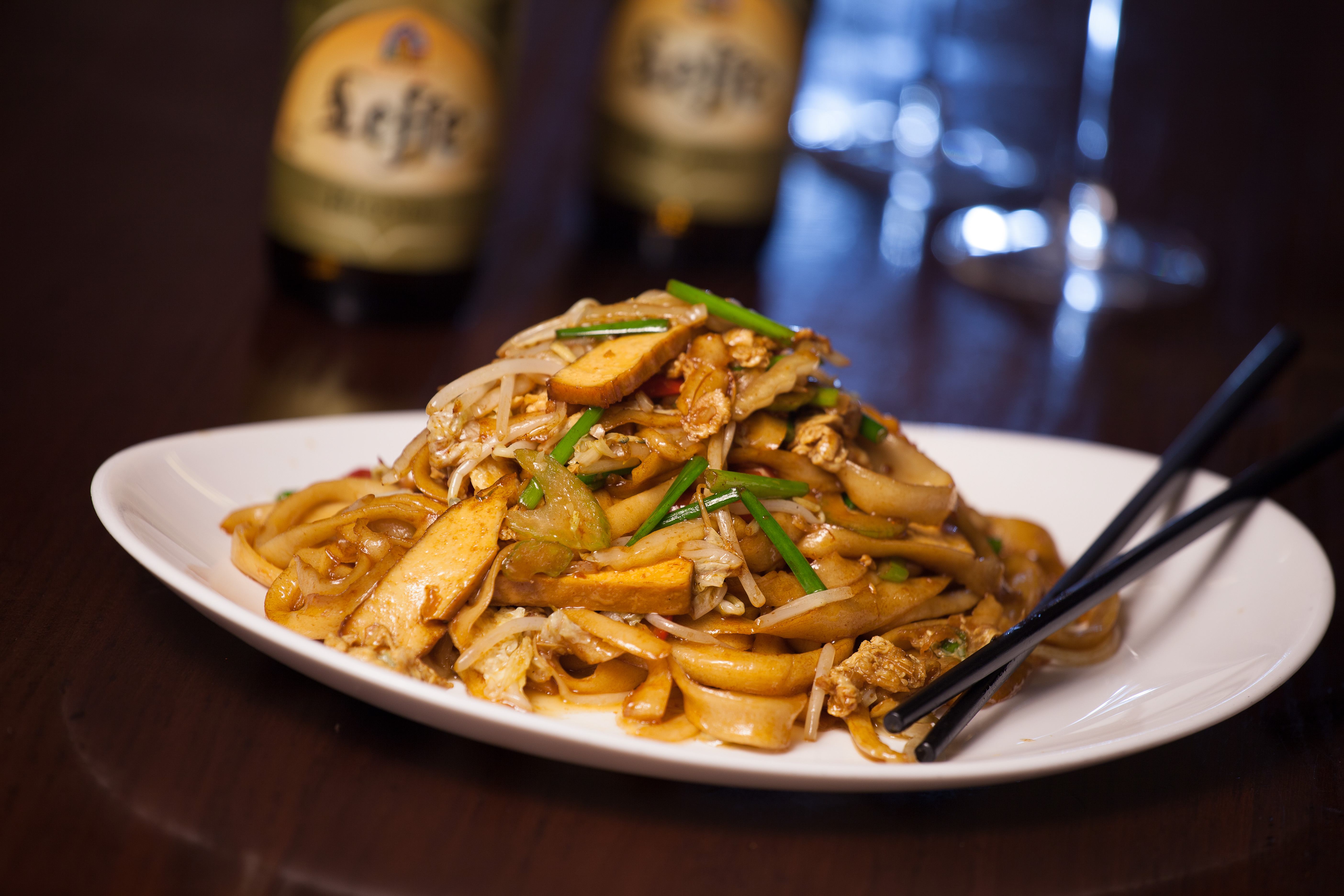 Chicken Wok Fried Cut Noodles鸡炒刀